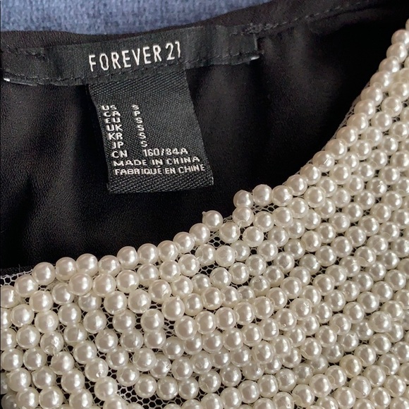 Pearl collar black blouse - Picture 2 of 3